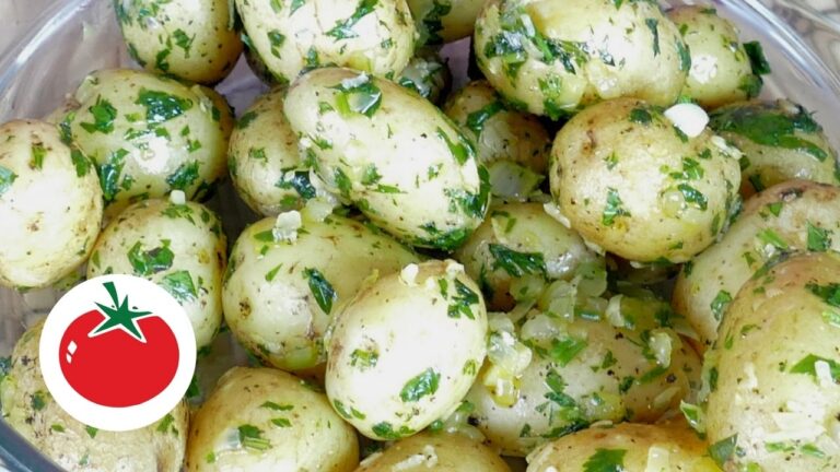 Patatas cocidas con ajo y perejil