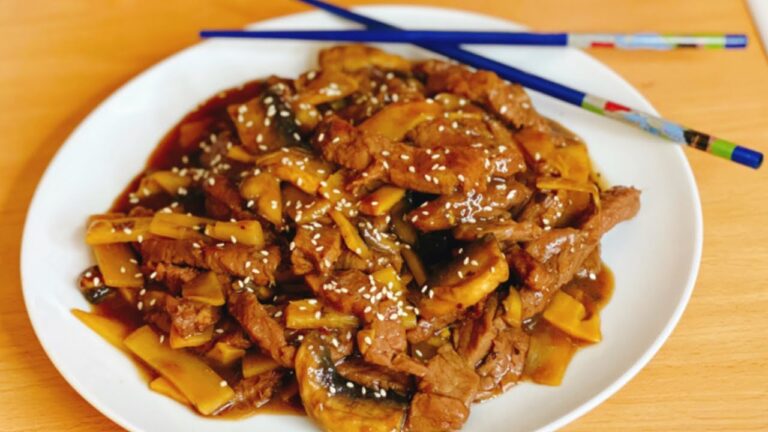 Ternera con bambu y setas chinas