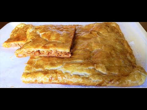 Hojaldre relleno de carne picada bacon y queso