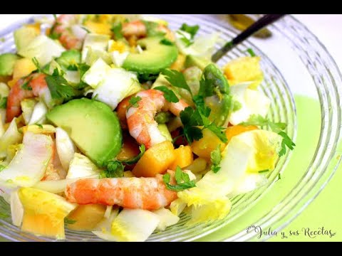 Ensalada de langostinos aguacate y piña