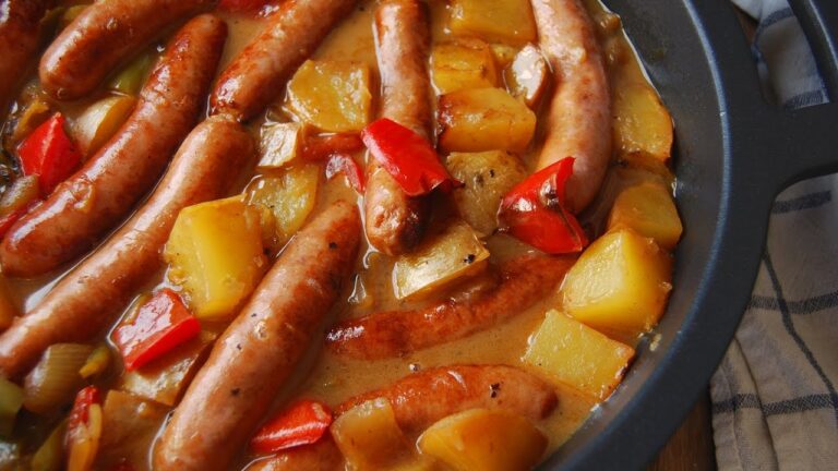 Salchichas a la riojana con patatas