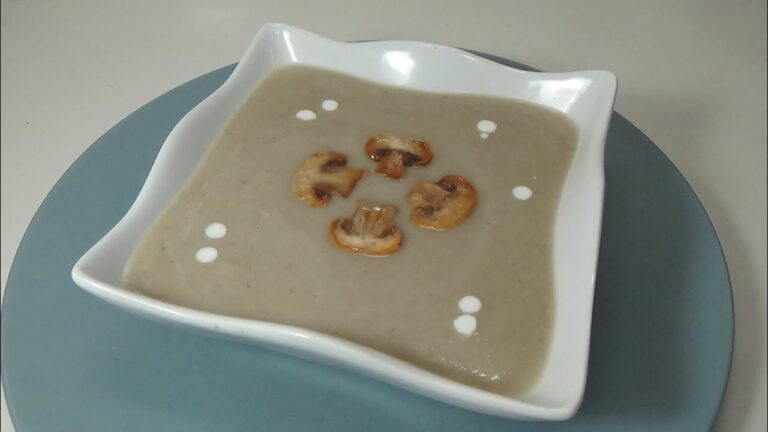 Crema de champi&ntilde;ones puerros y patatas