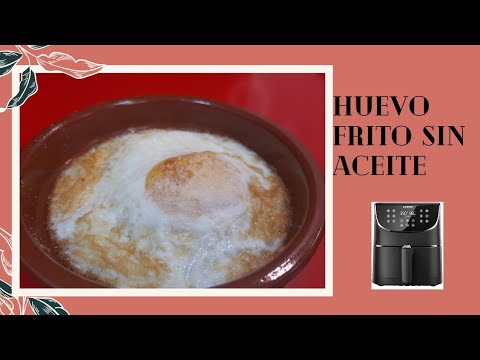 Huevo frito en freidora sin aceite