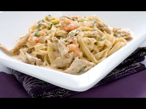 Espaguetis con gambas y nata arguiñano