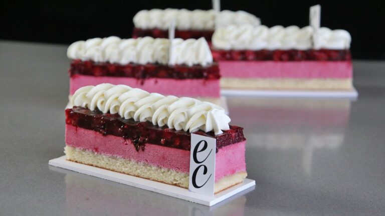 Tarta de frutos rojos y mascarpone