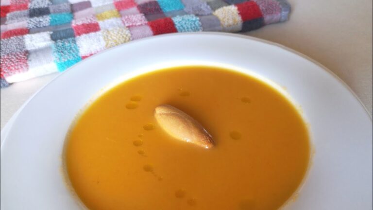 Crema de calabaza y zanahoria con quesitos