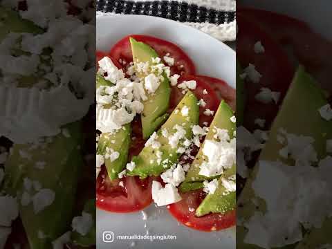 Ensalada de tomate y queso de cabra
