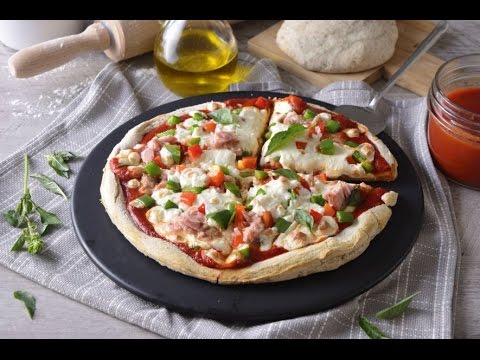 Pizza de atún cebolla y pimiento