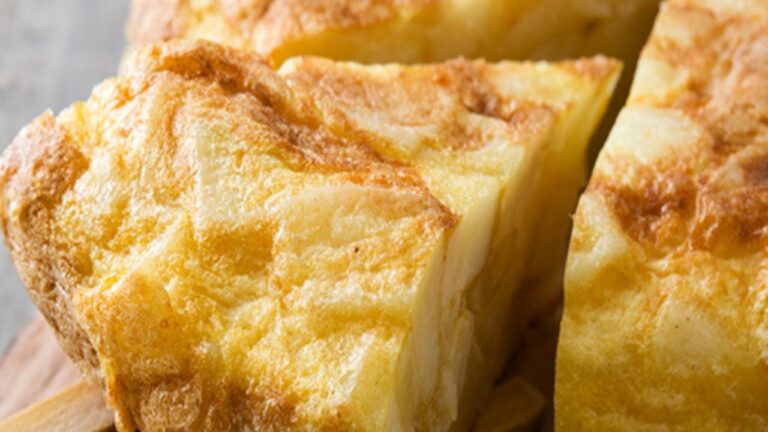 Tortilla de patatas con cebolla para 2