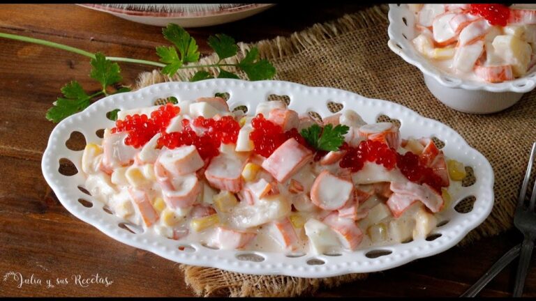 Ensalada de palitos de cangrejo y piña
