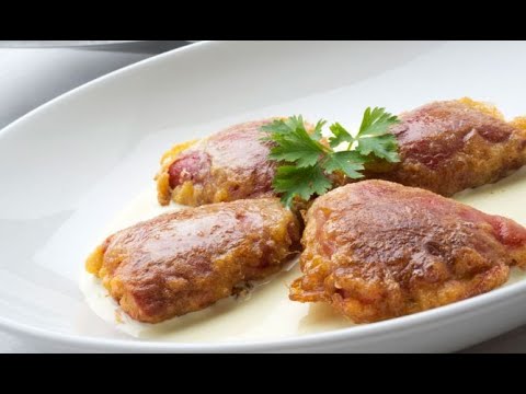 Pimientos rellenos de gambas y bechamel