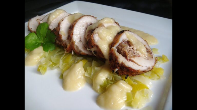 Pollo relleno con salsa de manzana