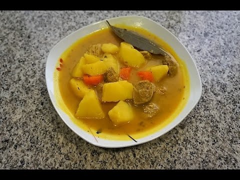 Patatas guisadas con carne de cerdo