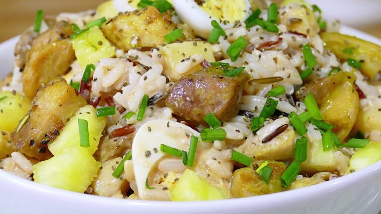 Ensalada de arroz con piña y pollo
