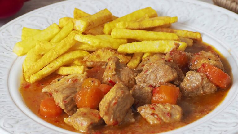 Carne de cerdo en salsa muy tierna