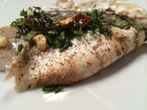 Pescado al horno piel arriba o abajo