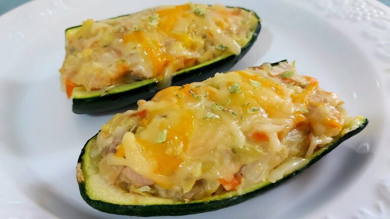 Calabacines rellenos de at&uacute;n y bechamel