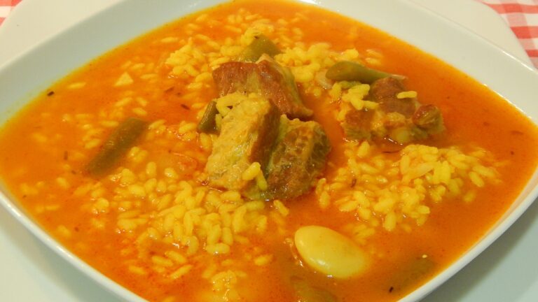 Arroz caldoso con costillas de cerdo