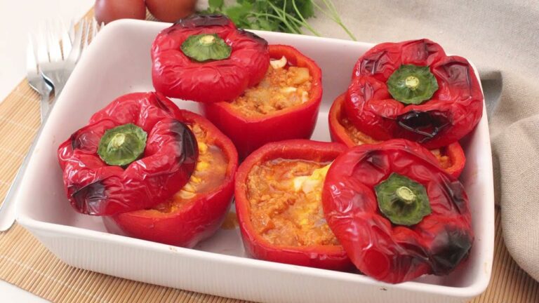 Pimientos rellenos de atún y huevo