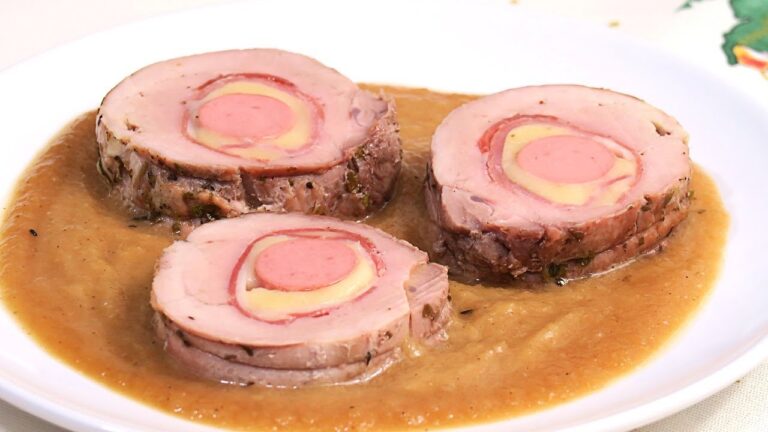 Solomillo relleno de jamón y queso en salsa