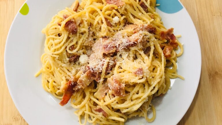 Pasta con champi&ntilde;ones y bacon sin nata