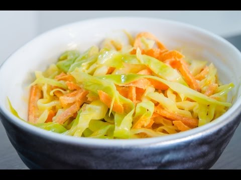 Ensalada de repollo crudo y zanahoria