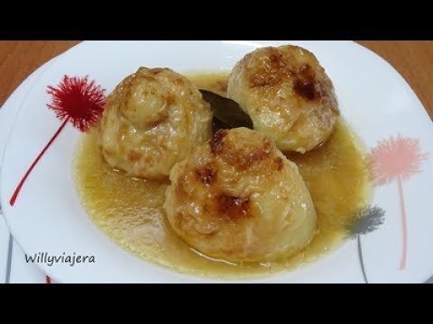 Patatas rellenas de carne picada guisadas