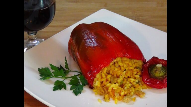 Pimientos rellenos de carne picada y arroz