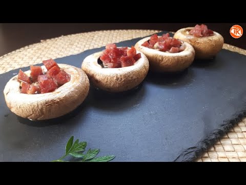 Champiñones rellenos de jamon al horno