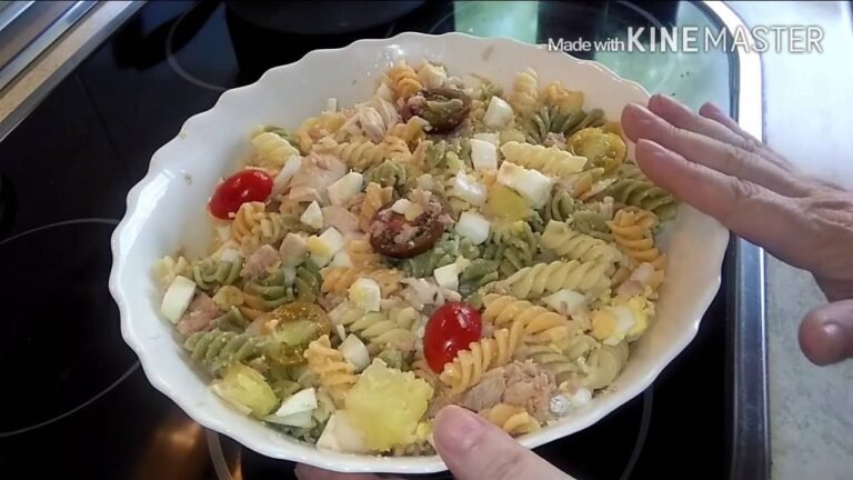 Ensalada de pasta con pollo asado
