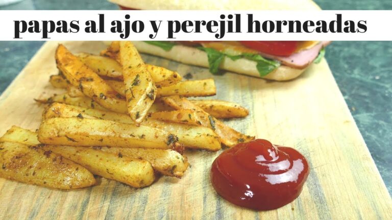 Patatas fritas con ajo y perejil