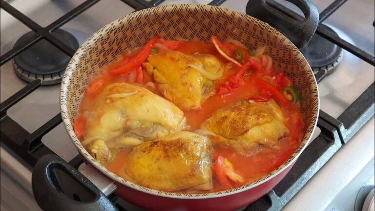 Muslos de pollo en salsa de tomate