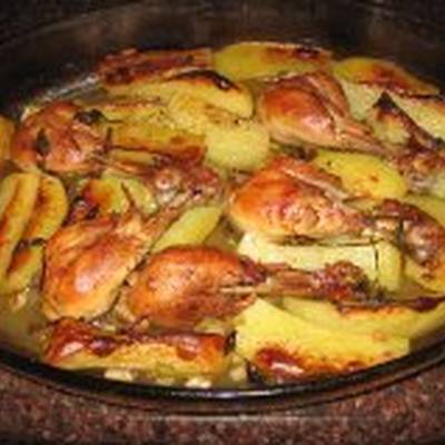 Asado de muslos de pollo con patatas