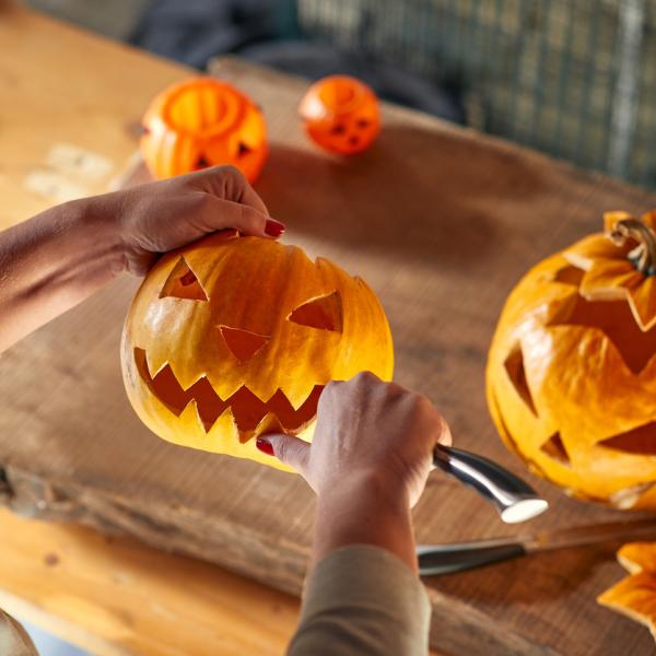 Como hacer la calabaza de halloween