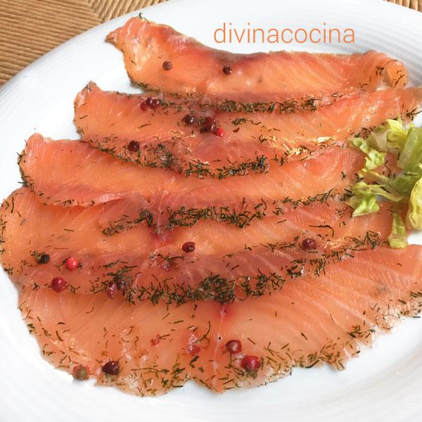 Cómo se hace el salmón marinado