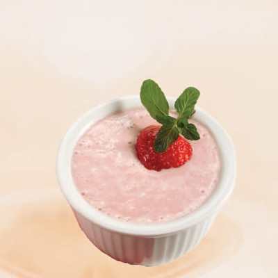 Mousse de fresa con leche condensada